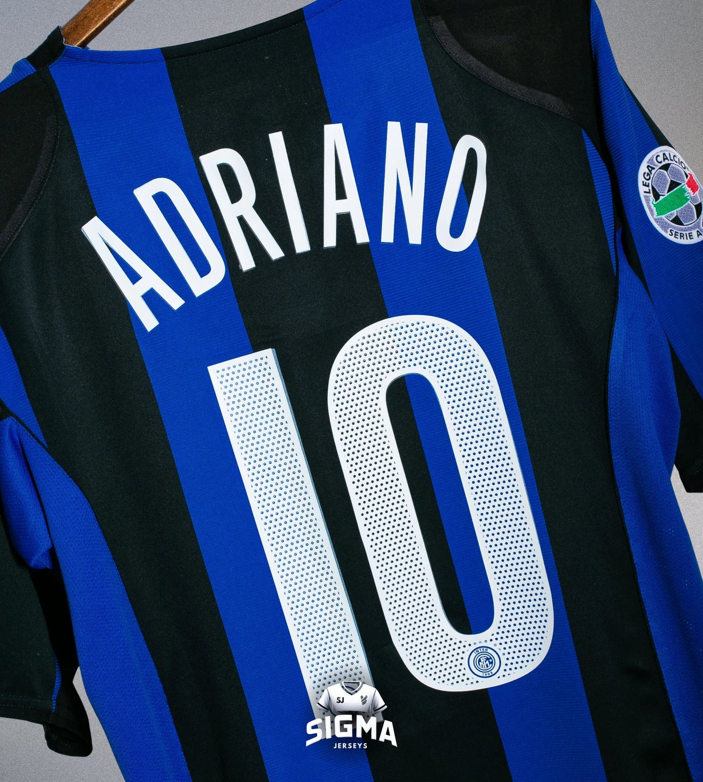 ADRIANO #10, Inter Milan Local 2004/05