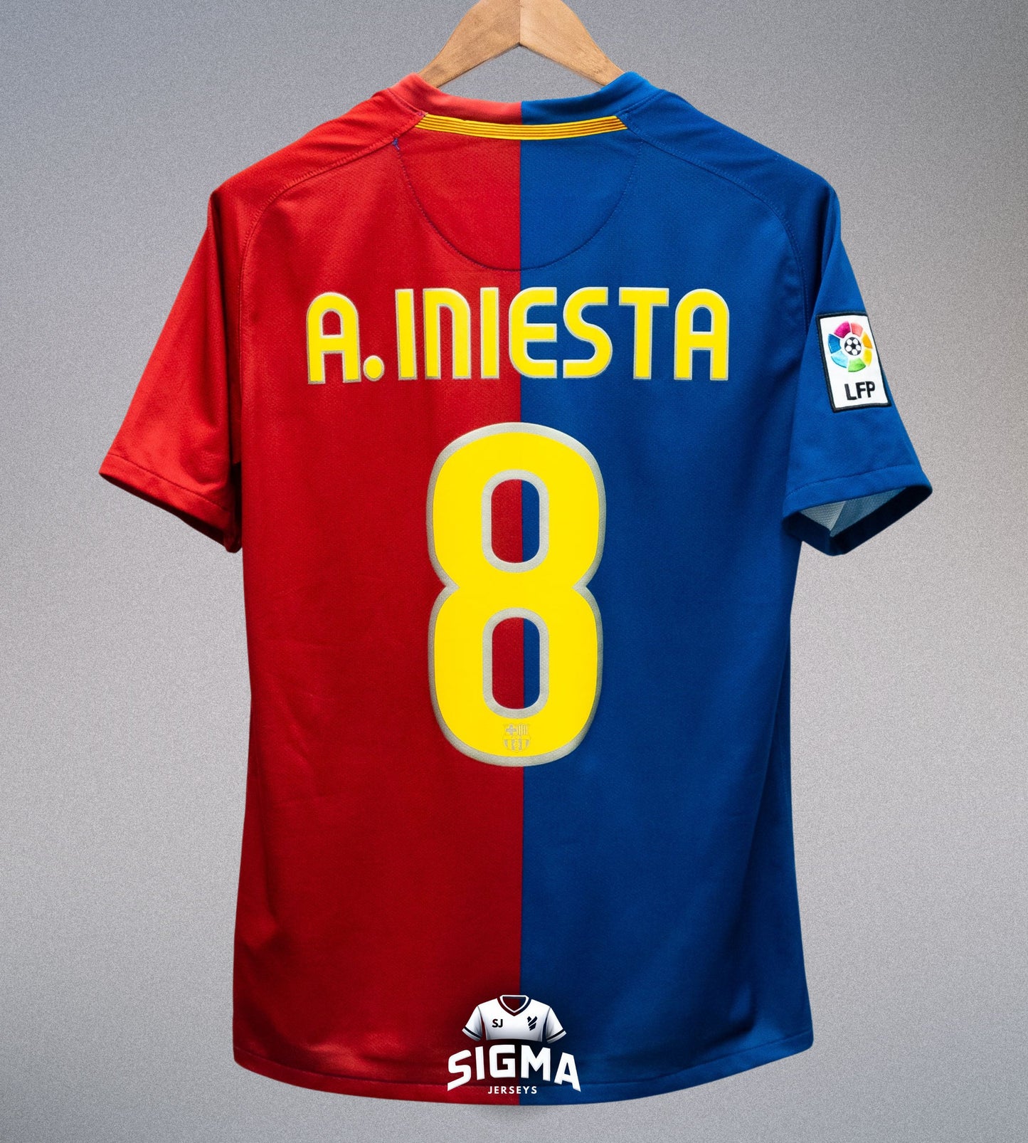 A.INIESTA #8, Barcelona Local 2008/09