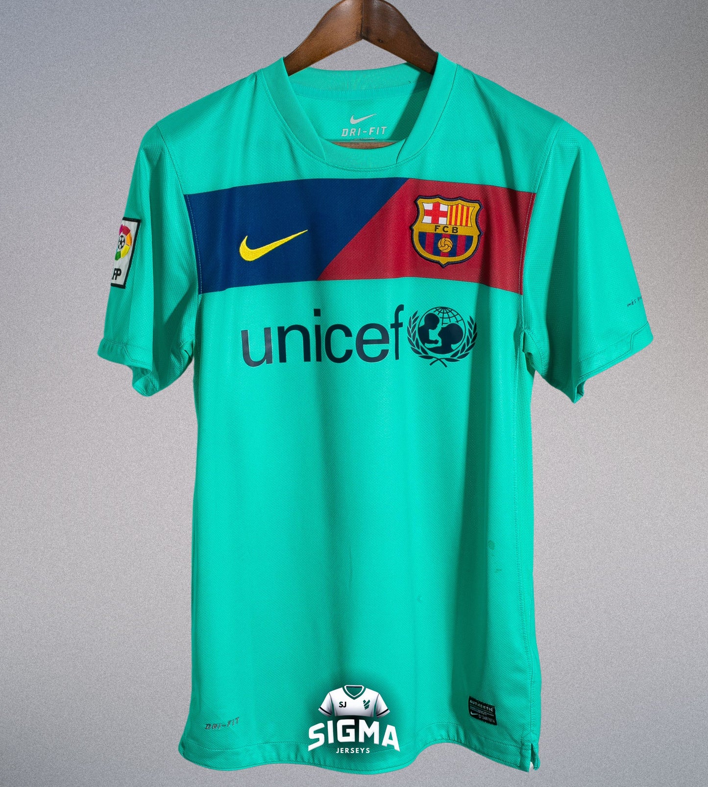 A.INIESTA #8, Barcelona Visitante 2010/11