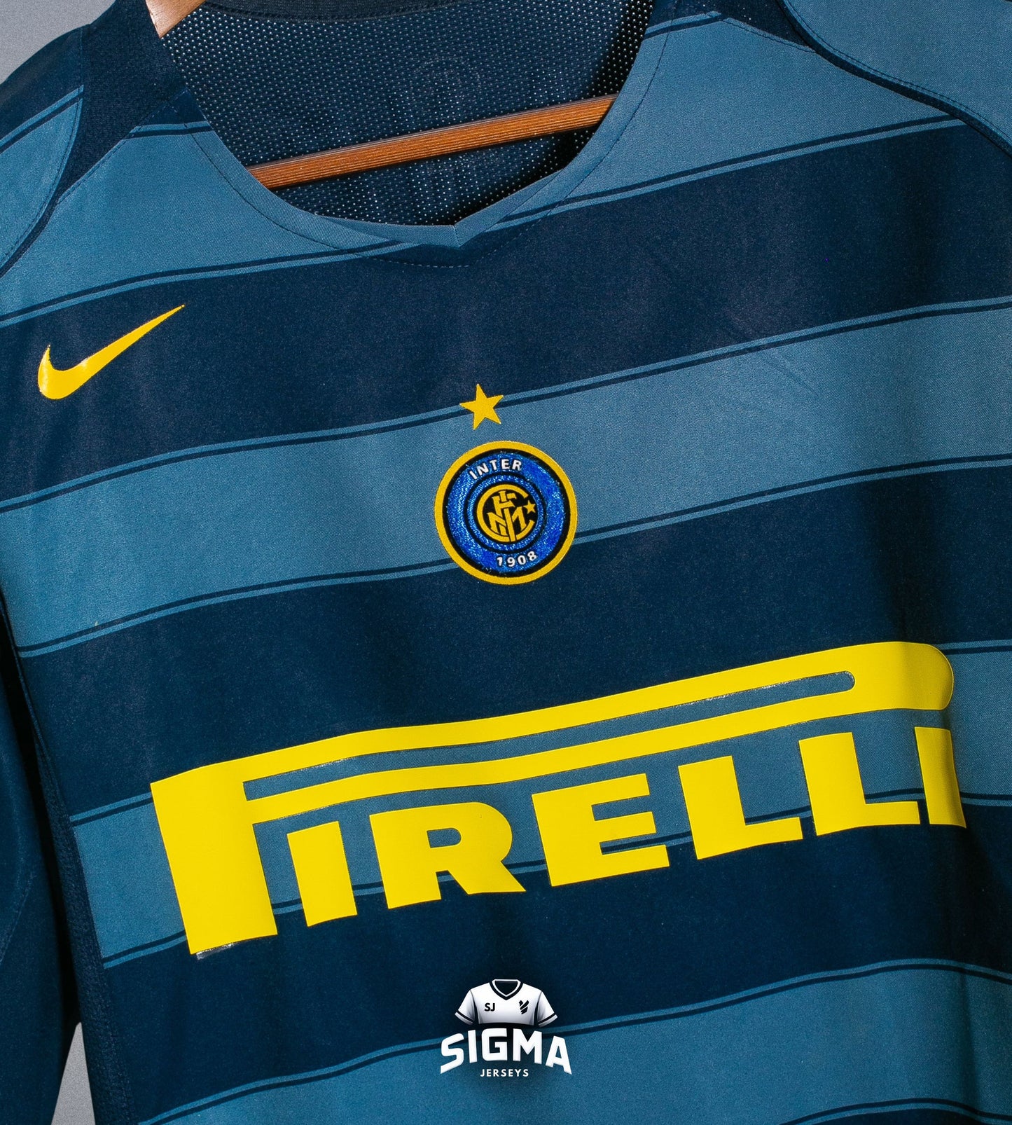 J. ZANETTI #4, Inter Milan Visitante 2004/05