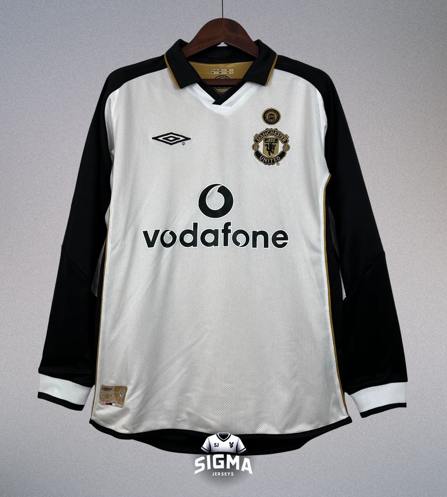 MANCHESTER UNITED 2001/02
