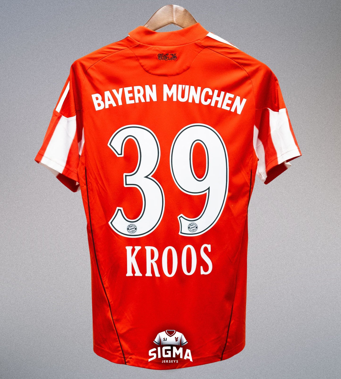 KROOS #39, Bayern Munich Local 2010/2011