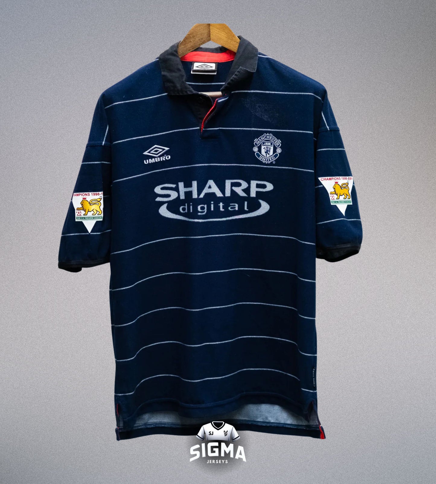 BECKHAM #7 Manchester United Visitante 1998/99