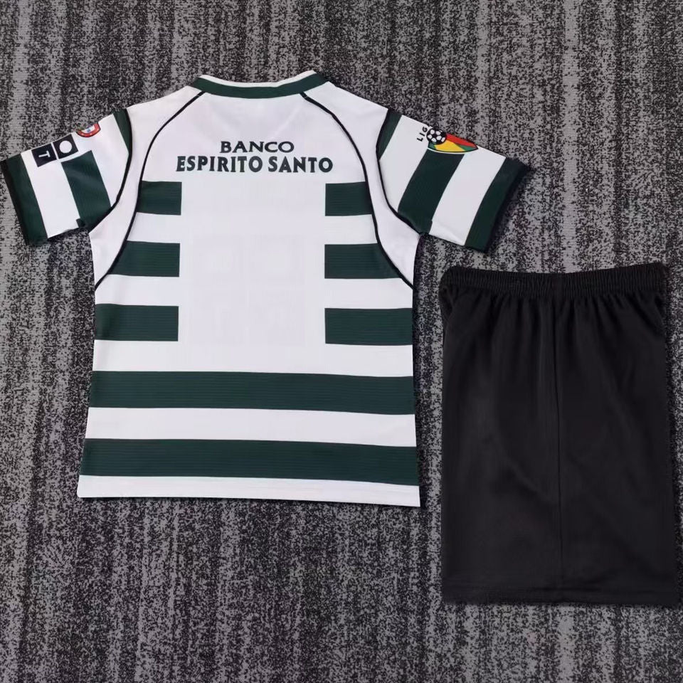 C.RONALDO #28, Sporting Lisboa Local 2001/03 Infantil