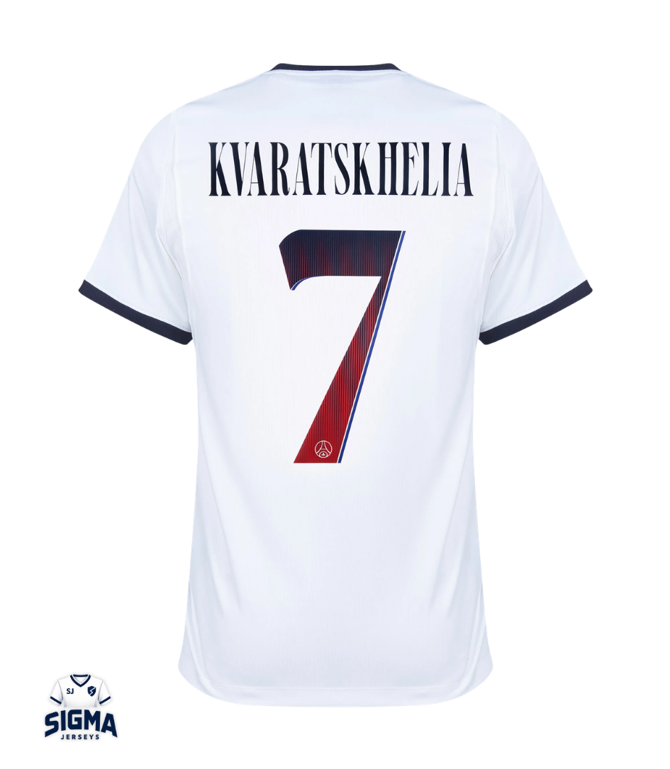 KVARATSKHELIA #7, Paris S.G. Visitante 26/27 (Dorsal UCL)