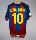 RONALDINHO #10, Barca Local 2003/04