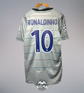 RONALDINHO #10, Barca Visitante 2003/04