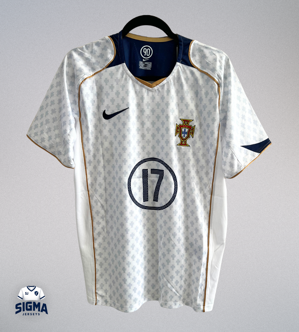 C.RONALDO #17, Portugal Visitante 2004 (Envío Express)