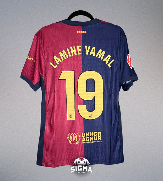 LAMINE YAMAL #19, Barcelona Local 24/25