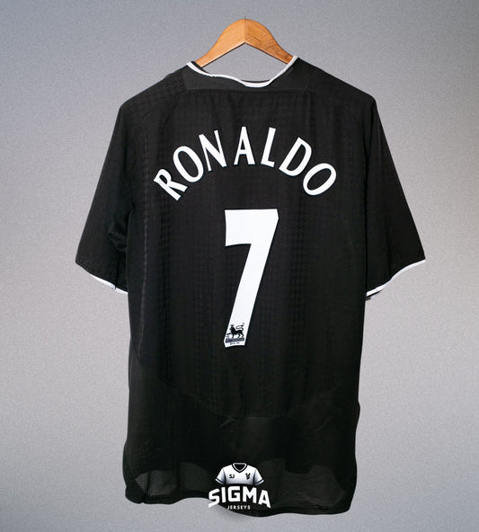RONALDO #7, Manchester United Visitante 2003/04
