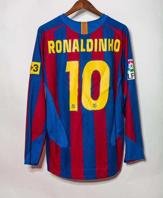 RONALDINHO #10, Barcelona Local 2005/06